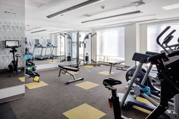 Fit zone with state-of-the-art equipment